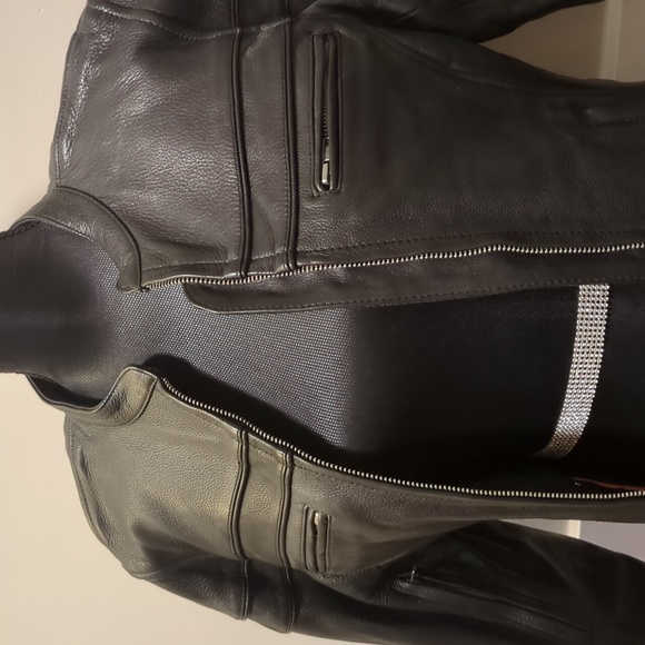 First Classics Women's Black Removable Lined Motorcycle Leather Jacket Size M - Picture 3 of 16